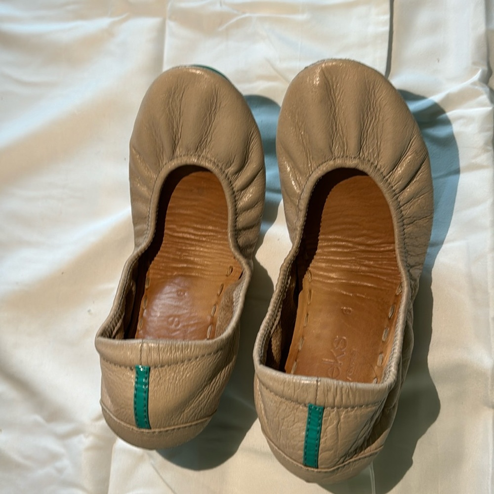 Tieks Feather Grey flats, size 6